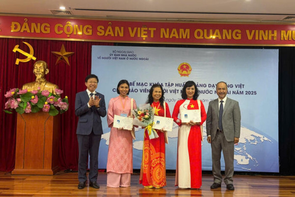 Trường ĐH KHXH&NV khẳng định vị thế tiên phong trong đào tạo, nghiên cứu và lan tỏa tiếng Việt ra thế giới