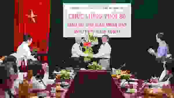 Chúc mừng GS.NGND Nguyễn Kim Đính tuổi 80