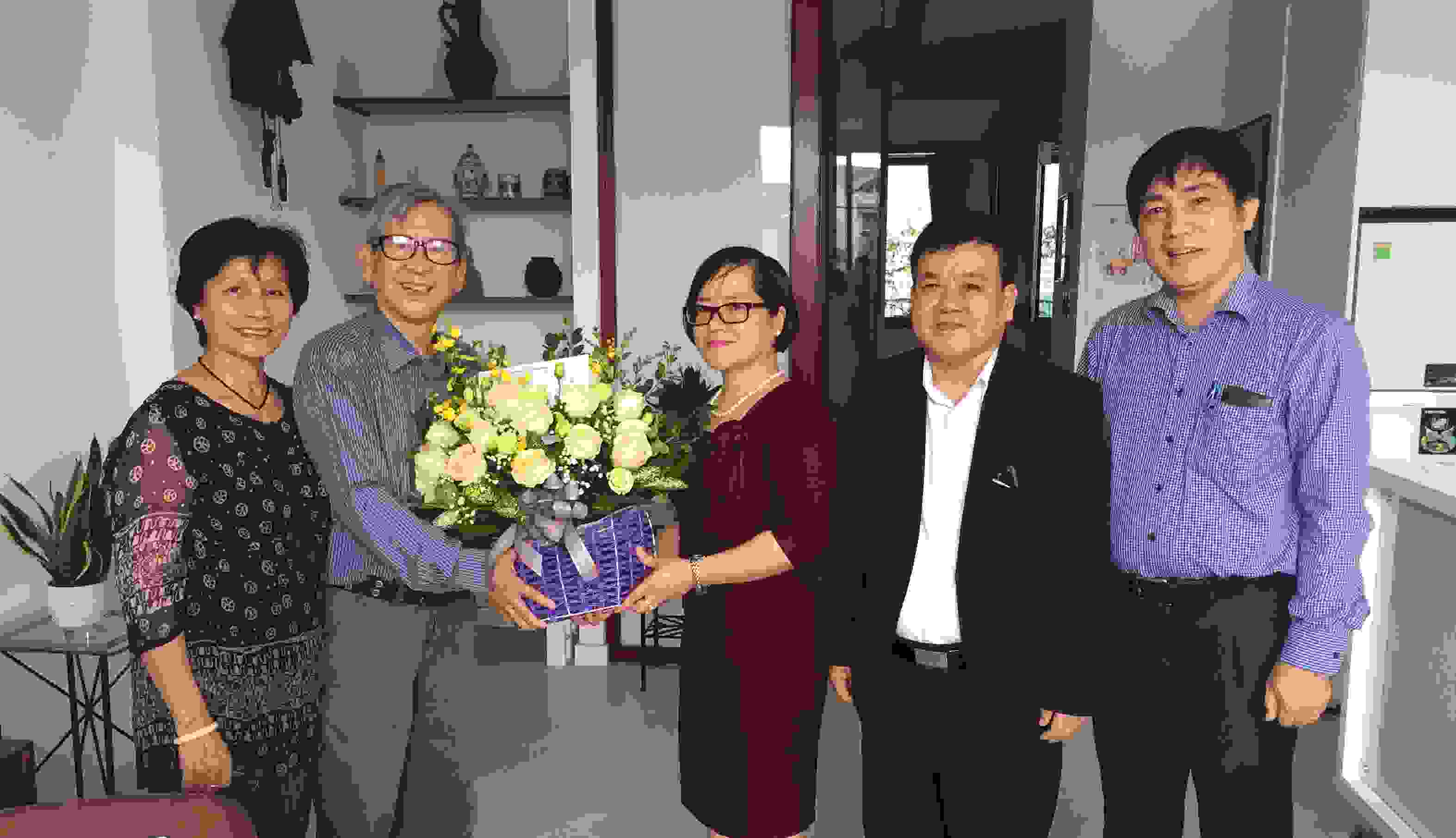 Phó Hiệu trưởng Trần Thị Minh Hòa chúc mừng các nhà giáo nhân ngày 20/11