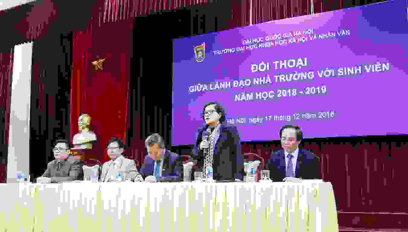 Đối thoại giữa lãnh đạo Nhà trường với sinh viên năm học 2018-2019