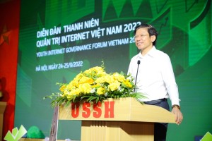 GS TS Hoàng Anh Tuấn phát biểu