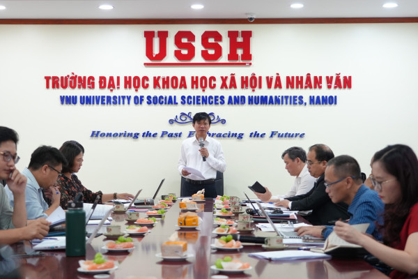 Các nhà khoa học đóng góp ý kiến hoàn thiện Dự thảo Chuẩn chương trình đào tạo lĩnh vực Nhân văn