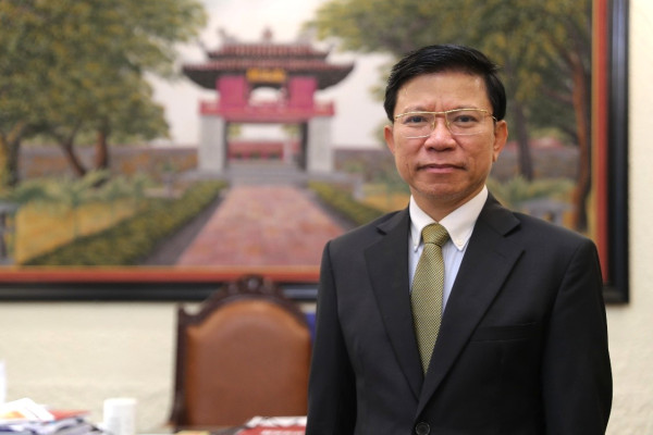 GS.TS Hoàng Anh Tuấn được Chính phủ Pháp trao tặng Huân chương Cành cọ Hàn lâm