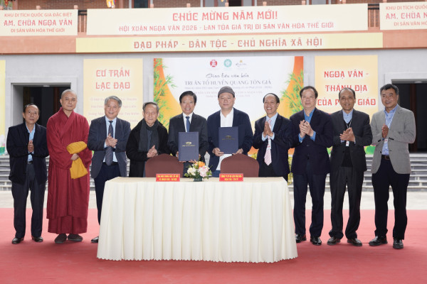 Trường ĐH KHXH&NV hợp tác trong việc đưa di tích Ngoạ Vân thành điểm đến văn hóa, tâm linh mẫu mực