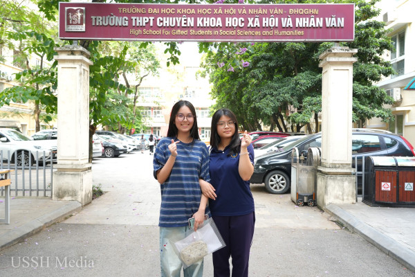 Thí sinh hoàn thành Kỳ thi tuyển sinh vào lớp 10 Trường THPT Chuyên Khoa học Xã hội và Nhân văn năm 2026