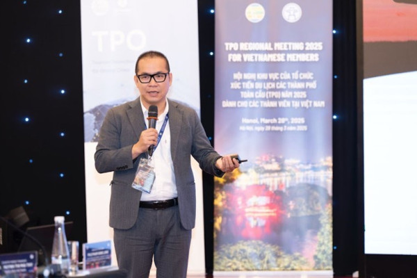 PGS.TS Phạm Hồng Long: AI không thể thay thế được cảm xúc của người thầy với hành trình kiến tạo khát vọng phát triển cho học trò
