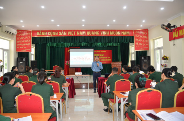 Trường ĐH KHXH&NV khai giảng lớp bồi dưỡng nghiệp vụ văn thư - lưu trữ dành cho nhân viên văn thư, lưu trữ Ban Chỉ huy quân sự cấp xã, phường của Hà Nội