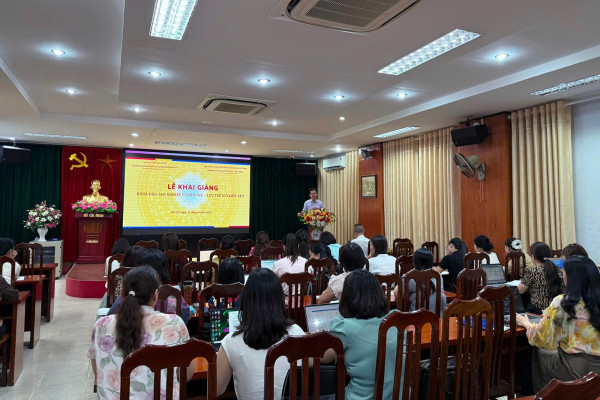 Kết nối nhà trường và doanh nghiệp trong đào tạo nguồn nhân lực Văn thư – Lưu trữ