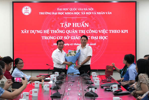 Trường ĐH KHXH&NV tập huấn xây dựng hệ thống quản trị công việc theo KPI trong cơ sở giáo dục đại học