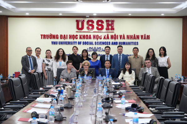 Trường Đại học Khoa học Xã hội và Nhân văn thúc đẩy giao lưu nhân dân qua Tọa đàm quốc tế về du lịch và phát triển kinh tế