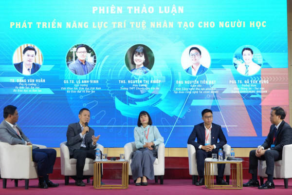 Từ khung năng lực đến giảng đường: Định hình cách sử dụng AI có trách nhiệm trong học tập và nghiên cứu