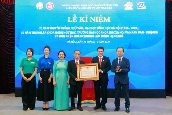 Khoa Ngôn ngữ học và Việt Nam học: Tự hào 70 năm truyền thống, vinh dự đón nhận Huân chương Lao động hạng Nhì