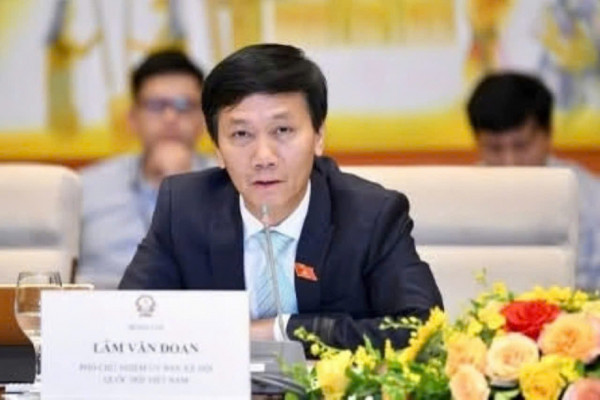 TS. Lâm Văn Đoan