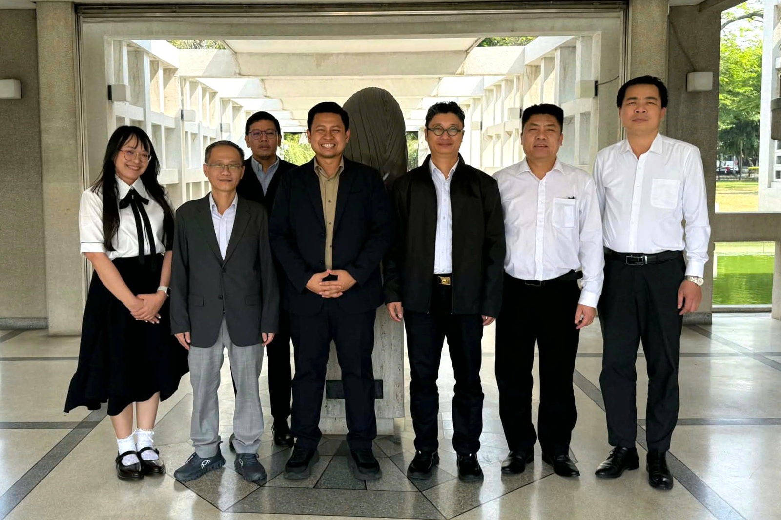 Trường Đại học Khoa học Xã hội và Nhân văn phát triển hợp tác với Đại học Thammasat