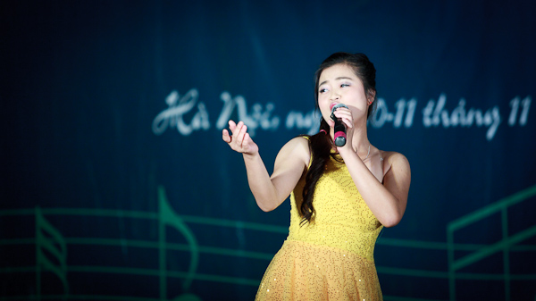 Rộn ràng đêm thi thứ hai