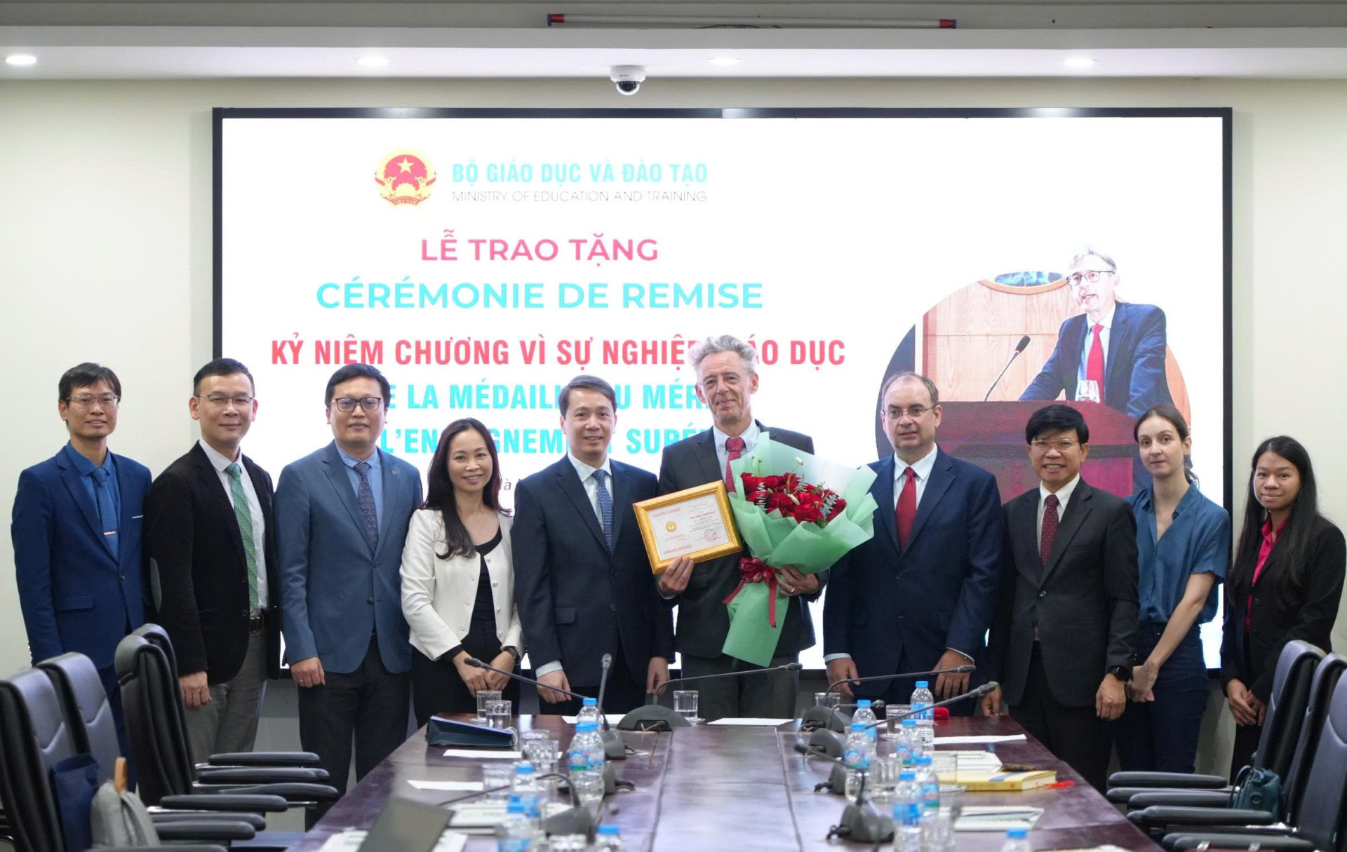 z7260175346918 69f459fd0bd8dffa9b79b7028331881e